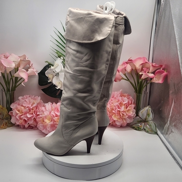 Marc Fisher MF New Cinch Knee High Leather Heeled Boots Size 6.5 - Picture 3 of 14